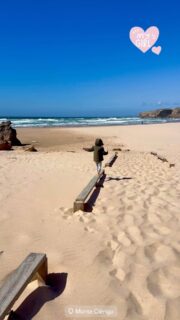 Grateful you made me walk to the beach today. ☀️💛

#grateful #gratefullness #blessed #mygirl #momlife #mom #monteclerigo #portugal #aljezur #portugal🇵🇹 #travel #travelgram #réel #reelsinstagram #reels #reelsvideo #reelitfeelit #travelreels #travel @salthouseportugal